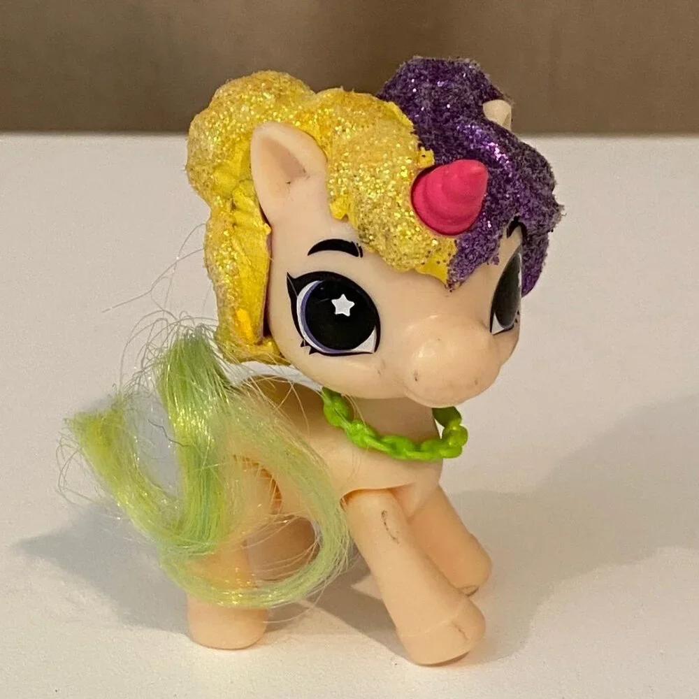 Bree Zuru 5 Surprise Unicorn Squad Glitter‎ Figure 2.5 Toy